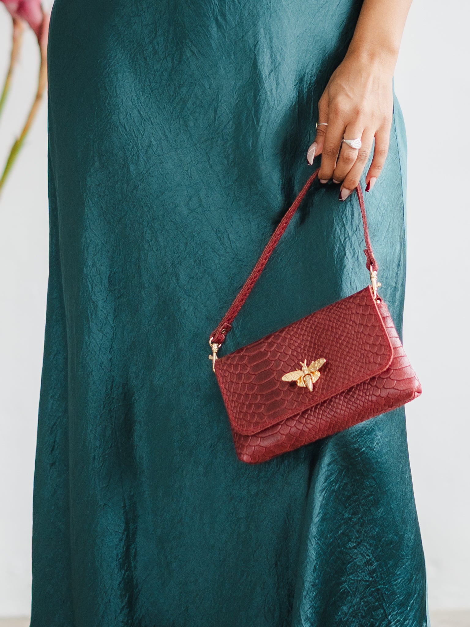 Faye Crossbody Bag ~ Burgundy