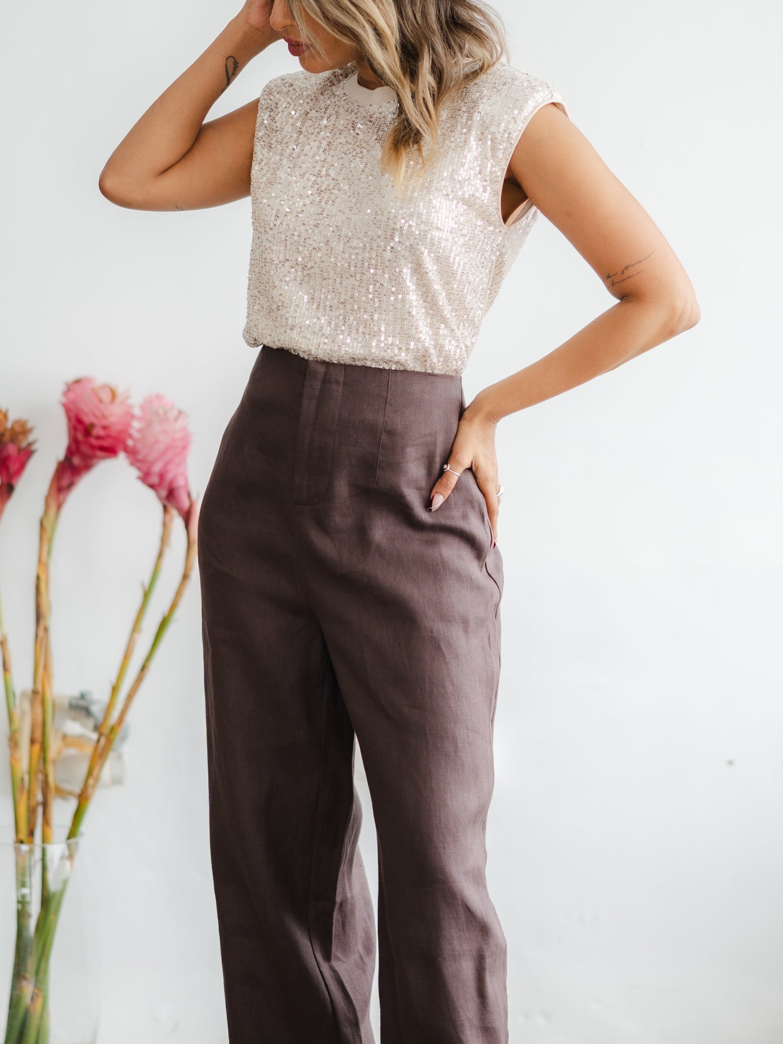 Catch Feelings Sequin Top ~ Champagne