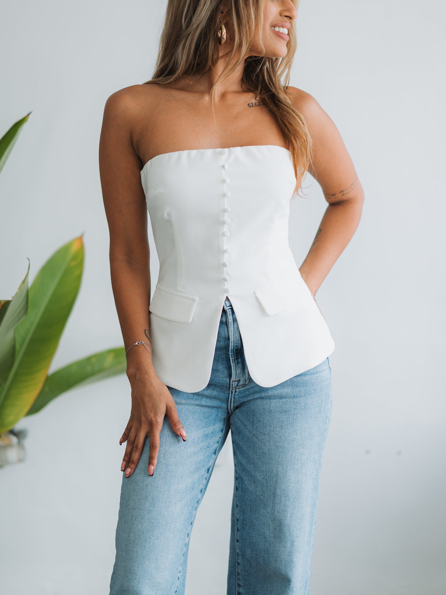 Dolton White Strapless Top