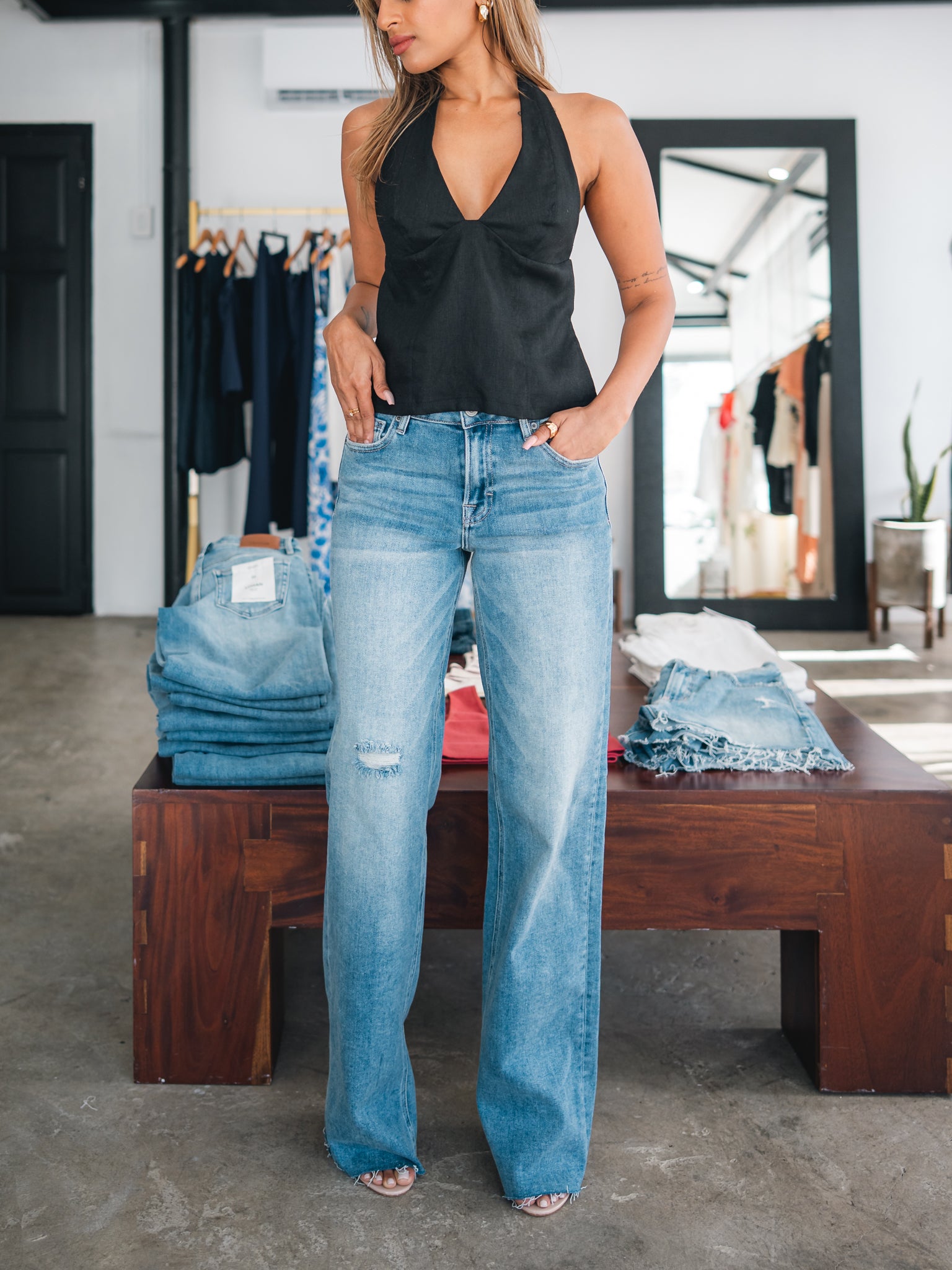 Fairways Linen Halter Top ~ Black